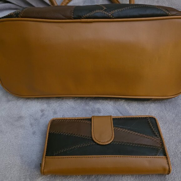 Gold Coast Brown Leather Designer Purse w/Wallet NWT - Picture 9 of 11